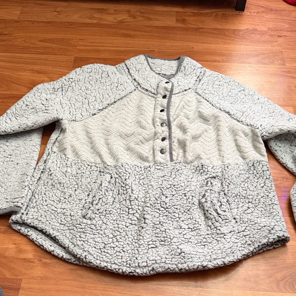 Maurices Gray Textured Sweatshirt